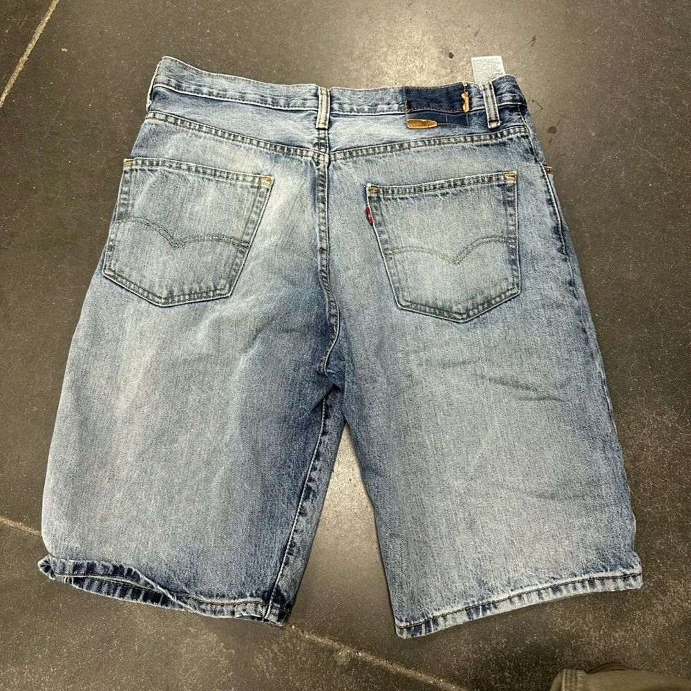 Levis Regular Fit Denim Shorts Mens 34 Light Wash Blue Cotton Jean Shorts